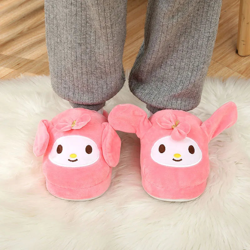 PANTUFAS DE PELÚCIA CINNAMOROLL