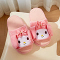 PANTUFAS DE PELÚCIA CINNAMOROLL